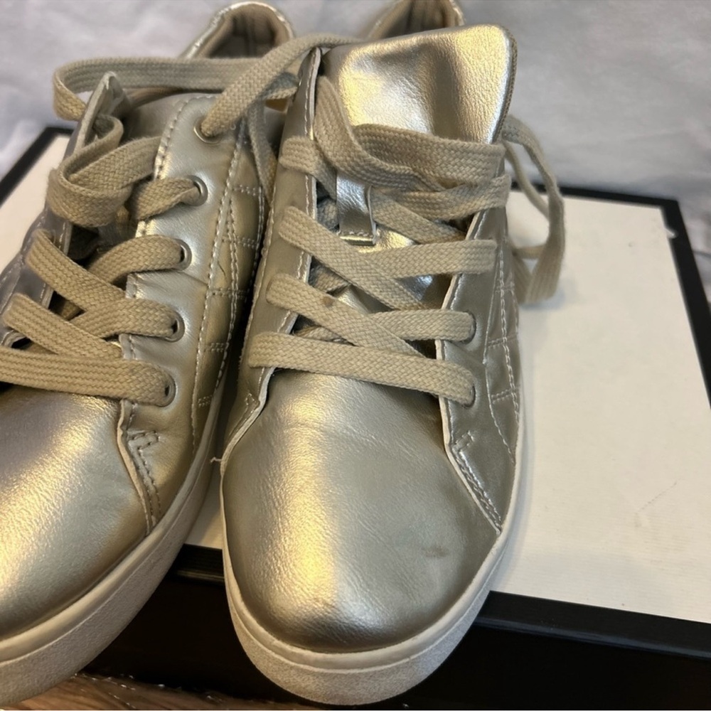 💛Light Gold Women's Quilted Sneakers💛